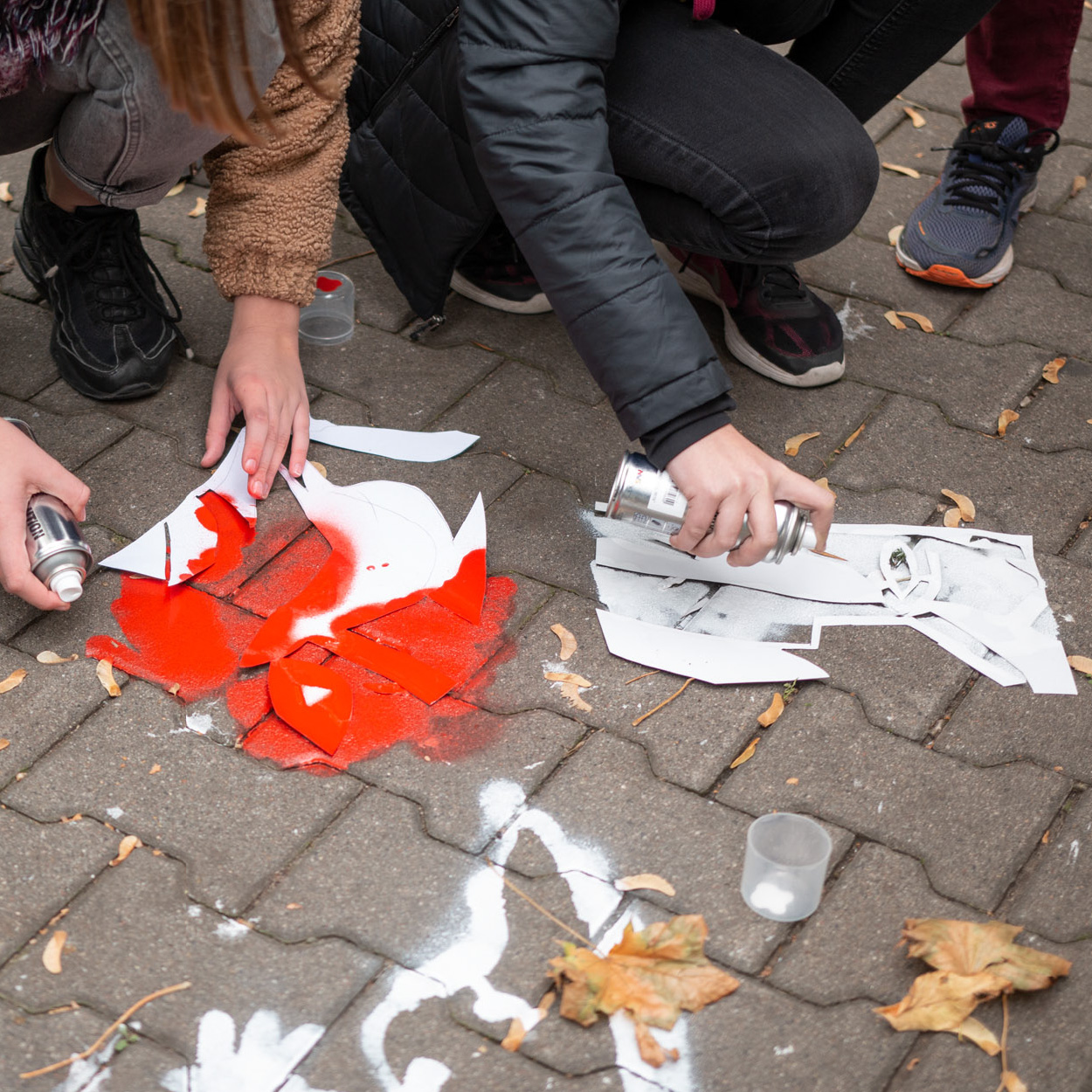 Sztuki wizualne w treningach umiejętności społecznych
